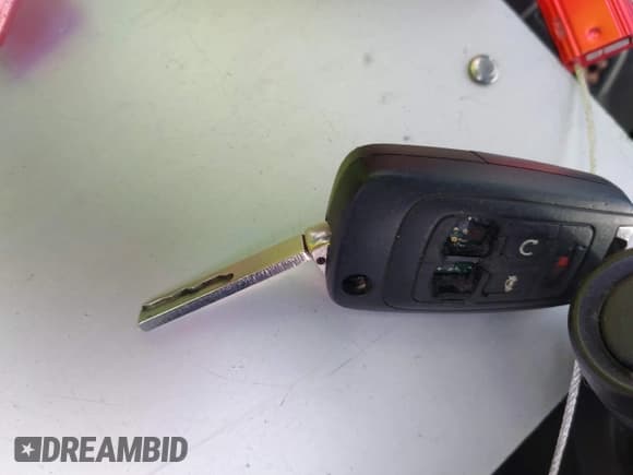 ✅ 2014 Chevrolet SS • VIN: 6G3F15RW6EL958354 • Lot: 42011918. Listed on IAAI with Not provided. Free auction sales archive from the USA and detailed vehicle history report at DreamBid. Image 11.