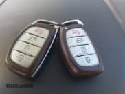 ✅ 2017 Hyundai Elantra Value Edition • VIN: 5NPD84LF6HH201384 • Lot: 42735278. Listed on IAAI with 64,829 mi. Free auction sales archive from the USA and detailed vehicle history report at DreamBid. Image 11.