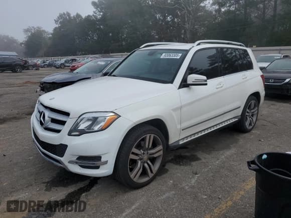 ✅ 2014 Mercedes-Benz GLK 350 • VIN: WDCGG5HB7EG203747 • Lot: 93063305. Listed on Copart with 133,981 mi. Free auction sales archive from the USA and detailed vehicle history report at DreamBid. Image 1.