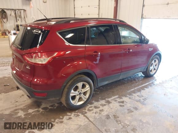 ✅ 2016 Ford Escape SE • VIN: 1FMCU9G96GUB81842 • Lot: 41942182. Wystawiony na IAAI z przebiegiem 207 112 mil. Bezpłatny archiwum sprzedaży aukcyjnych z USA i szczegółowy raport historii pojazdu na DreamBid. Zdjęcie 4.