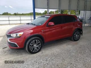 ✅ 2017 Mitsubishi Outlander SE • VIN: JA4AR3AW7HZ035053 • Lot: 70570795. Wystawiony na Copart z przebiegiem 62 348 mil. Bezpłatny archiwum sprzedaży aukcyjnych z USA i szczegółowy raport historii pojazdu na DreamBid. Zdjęcie 1.
