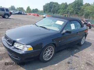 ✅ 2004 Volvo C70 • VIN: YV1NC62D54J047762 • Лот: 42890196. Опубликован ранее на IAAI с пробегом 101 654 миль. Бесплатный доступ к архиву аукционных продаж из США и подробный отчёт об истории автомобиля на DreamBid. Изображение 2.