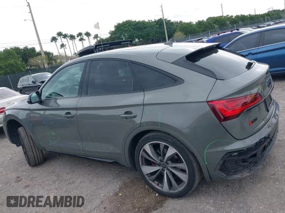 ✅ 2023 Audi SQ5 Sportback Premium Plus • VIN: WA124AFY7P2070703 • Lot: 40912148. Listed on IAAI with 19,414 mi. Free auction sales archive from the USA and detailed vehicle history report at DreamBid. Image 15.