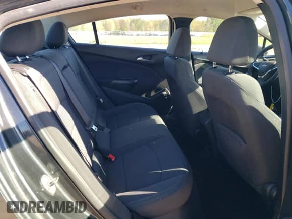 2017 Chevrolet Cruze LT с VIN 1G1BE5SM2H7246552, выставлен на аукционе Copart как лот 86822945 с пробегом 139 627 миль миль и Списание • Salvage title. История ставок и продаж доступна на DreamBid. Изображение 10.