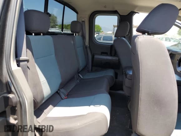 ✅ 2005 Nissan Titan SE • VIN: 1N6AA06AX5N555112 • Лот: 60567975. Опубликован ранее на Copart с пробегом 289 585 миль. Бесплатный доступ к архиву аукционных продаж из США и подробный отчёт об истории автомобиля на DreamBid. Изображение 10.