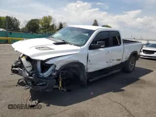 2019 Ram 1500 Rebel z VIN 1C6SRFET5KN834413, wystawiony jako Copart lot #68776765 z przebiegiem 77 569 mil mil oraz Szkoda całkowita • Salvage title. Historia ofert i sprzedaży dostępna na DreamBid. Obrazek 1.