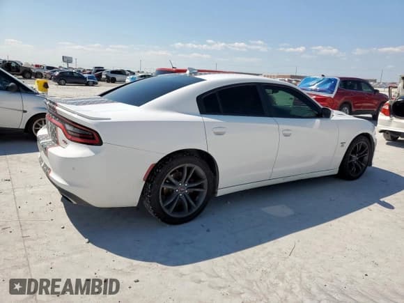 ✅ 2015 Dodge Charger RT • VIN: 2C3CDXCT0FH847092 • Лот: 84436785. Опубликован ранее на Copart с пробегом 95 598 миль. Бесплатный доступ к архиву аукционных продаж из США и подробный отчёт об истории автомобиля на DreamBid. Изображение 3.