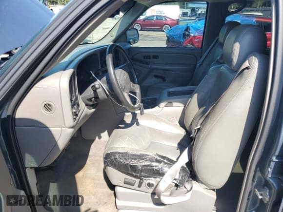 ✅ 2006 GMC Sierra 1500 SLE1 • VIN: 2GTEC13T961198180 • Lot: 85856825. Listed on Copart with 197,269 mi. Free auction sales archive from the USA and detailed vehicle history report at DreamBid. Image 7.