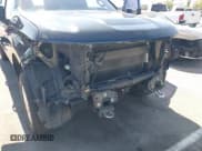 ✅ 2019 Chevrolet Silverado 1500 High Country • VIN: 3GCPWFED0KG128202 • Lot: 42626791. Wystawiony na IAAI z przebiegiem 132 247 mil. Bezpłatny archiwum sprzedaży aukcyjnych z USA i szczegółowy raport historii pojazdu na DreamBid. Zdjęcie 18.