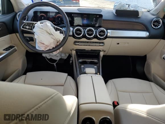 ✅ 2022 Mercedes-Benz GLB 250 • VIN: W1N4M4GB1NW191932 • Lot: 70307105. Listed on Copart with 27,790 mi. Free auction sales archive from the USA and detailed vehicle history report at DreamBid. Image 8.