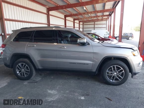 ✅ 2020 Jeep Grand Cherokee Limited • VIN: 1C4RJFBG8LC287799 • Лот: 43168262. Опубликован ранее на IAAI с пробегом 29 860 миль. Бесплатный доступ к архиву аукционных продаж из США и подробный отчёт об истории автомобиля на DreamBid. Изображение 13.
