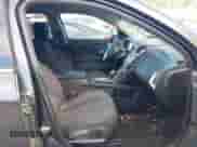 2013 Chevrolet Equinox LT с VIN 1GNFLEEK8DZ106407, выставлен на аукционе IAAI как лот 43514582 с пробегом 202 581 миль миль и . История ставок и продаж доступна на DreamBid. Изображение 5.