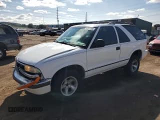 ✅ 1998 Chevrolet Blazer LS • VIN: 1GNCS18W7WK173069 • Лот: 71709615. Опубликован ранее на Copart с пробегом 193 734 миль. Бесплатный доступ к архиву аукционных продаж из США и подробный отчёт об истории автомобиля на DreamBid. Изображение 1.