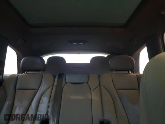 ✅ 2021 Audi Q7 Prestige • VIN: WA1VXAF7XMD020616 • Lot: 86183005. Listed on Copart with Not provided. Free auction sales archive from the USA and detailed vehicle history report at DreamBid. Image 10.