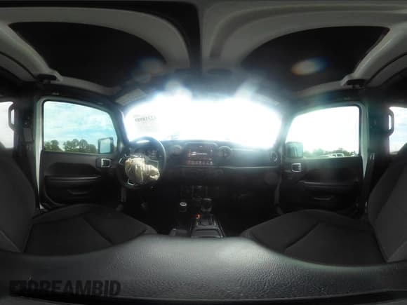 ✅ 2023 Jeep Wrangler Rubicon • VIN: 1C4JJXR64PW586405 • Lot: 42318989. Wystawiony na IAAI z przebiegiem 26 493 mil. Bezpłatny archiwum sprzedaży aukcyjnych z USA i szczegółowy raport historii pojazdu na DreamBid. Zdjęcie 18.