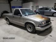 ✅ 2001 Chevrolet S-10 • VIN: 1GCCS14511K133245 • Лот: 83071044. Опубликован ранее на Copart с пробегом 113 607 миль. Бесплатный доступ к архиву аукционных продаж из США и подробный отчёт об истории автомобиля на DreamBid. Изображение 4.