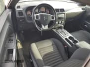 ✅ 2012 Dodge Challenger SXT • VIN: 2C3CDYAG2CH130894 • Lot: 58260055. Wystawiony na Copart z przebiegiem 106 301 mil. Bezpłatny archiwum sprzedaży aukcyjnych z USA i szczegółowy raport historii pojazdu na DreamBid. Zdjęcie 8.