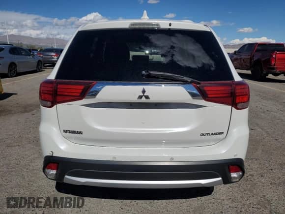 2017 Mitsubishi Outlander ES with VIN JA4AD2A39HZ033450, listed as a Copart auction lot 86176055 with 94,135 mi miles and Salvage title. Bid and sale history available at DreamBid. Image 6.