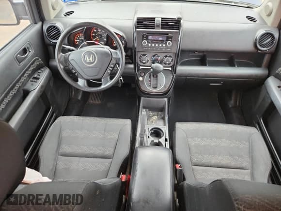 ✅ 2008 Honda Element SC • VIN: 5J6YH189X8L017462 • Lot: 82724505. Wystawiony na Copart z przebiegiem 128 047 mil. Bezpłatny archiwum sprzedaży aukcyjnych z USA i szczegółowy raport historii pojazdu na DreamBid. Zdjęcie 8.