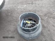 ✅ 2006 Volkswagen Touareg 3.2L V6 • VIN: WVGZG77L26D015625 • Lot: 41777224. Wystawiony na IAAI z przebiegiem 147 881 mil. Bezpłatny archiwum sprzedaży aukcyjnych z USA i szczegółowy raport historii pojazdu na DreamBid. Zdjęcie 12.