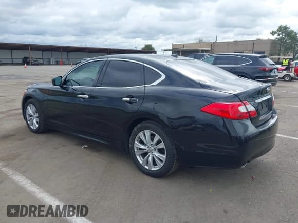 ✅ 2011 Infiniti M • VIN: JN1AY1AP4BM520246 • Лот: 41750241. Опубликован ранее на IAAI с пробегом 217 595 миль. Бесплатный доступ к архиву аукционных продаж из США и подробный отчёт об истории автомобиля на DreamBid. Изображение 3.