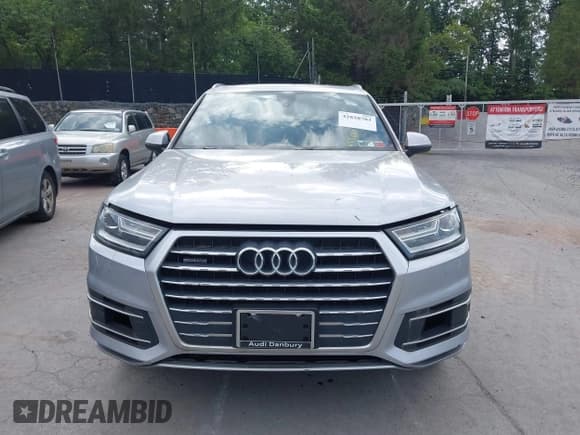 ✅ 2018 Audi Q7 Premium Plus • VIN: WA1LAAF77JD039368 • Lot: 42820703. Listed on IAAI with 265,629 mi. Free auction sales archive from the USA and detailed vehicle history report at DreamBid. Image 12.
