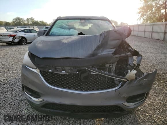 ✅ 2018 Buick Enclave Avenir • VIN: 5GAEVCKW8JJ280676 • Лот: 82391215. Опубликован ранее на Copart с пробегом 149 127 миль. Бесплатный доступ к архиву аукционных продаж из США и подробный отчёт об истории автомобиля на DreamBid. Изображение 5.