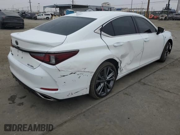 ✅ 2019 Lexus ES 350 • VIN: 58ABZ1B11KU044017 • Lot: 90898265. Wystawiony na Copart z przebiegiem 100 539 mil. Bezpłatny archiwum sprzedaży aukcyjnych z USA i szczegółowy raport historii pojazdu na DreamBid. Zdjęcie 3.