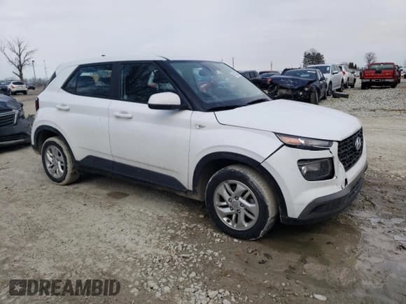 ✅ 2021 Hyundai Venue SE • VIN: KMHRB8A39MU105994 • Lot: 47218365. Listed on Copart with 45,861 mi. Free auction sales archive from the USA and detailed vehicle history report at DreamBid. Image 4.