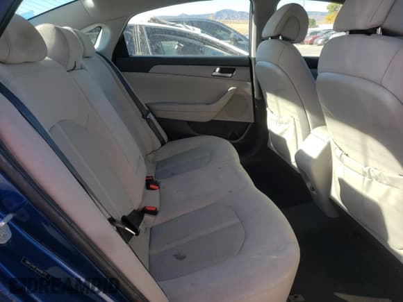 ✅ 2017 Hyundai Sonata SE • VIN: 5NPE24AF2HH486772 • Лот: 62212662. Опубликован ранее на Copart с пробегом 124 452 миль. Бесплатный доступ к архиву аукционных продаж из США и подробный отчёт об истории автомобиля на DreamBid. Изображение 6.