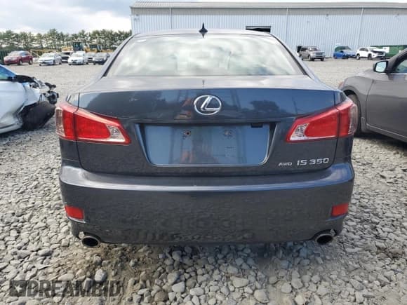 ✅ 2011 Lexus IS 350 • VIN: JTHCE5C21B5000876 • Lot: 80247615. Listed on Copart with 92,710 mi. Free auction sales archive from the USA and detailed vehicle history report at DreamBid. Image 6.
