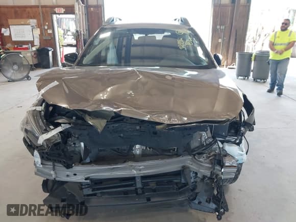 ✅ 2023 Subaru Outback Premium • VIN: 4S4BTAFC5P3147975 • Lot: 42589191. Wystawiony na IAAI z przebiegiem 32 939 mil. Bezpłatny archiwum sprzedaży aukcyjnych z USA i szczegółowy raport historii pojazdu na DreamBid. Zdjęcie 12.