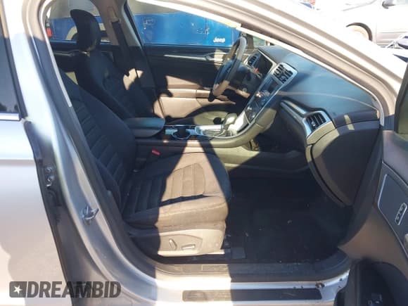 ✅ 2015 Ford Fusion SE • VIN: 1FA6P0H74F5124667 • Lot: 43537190. Listed on IAAI with 105,860 mi. Free auction sales archive from the USA and detailed vehicle history report at DreamBid. Image 5.