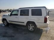 ✅ 2007 Jeep Commander Sport • VIN: 1J8HG48K27C570532 • Лот: 80363025. Опубликован ранее на Copart с пробегом 209 487 миль. Бесплатный доступ к архиву аукционных продаж из США и подробный отчёт об истории автомобиля на DreamBid. Изображение 2.