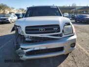 ✅ 2003 Toyota Sequoia SR5 • VIN: 5TDZT34A23S187066 • Lot: 90732945. Wystawiony na Copart z przebiegiem 227 169 mil. Bezpłatny archiwum sprzedaży aukcyjnych z USA i szczegółowy raport historii pojazdu na DreamBid. Zdjęcie 5.