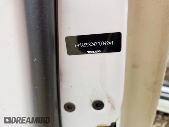 ✅ 2007 Volvo S80 I6 • VIN: YV1AS982471034241 • Лот: 60702625. Опубликован ранее на Copart с пробегом 179 468 миль. Бесплатный доступ к архиву аукционных продаж из США и подробный отчёт об истории автомобиля на DreamBid. Изображение 13.