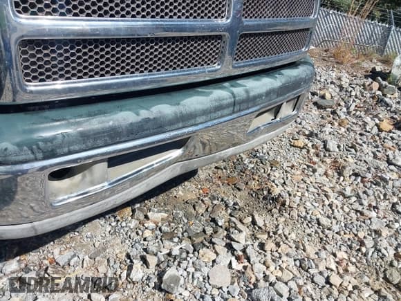 ✅ 1997 Dodge 1500 • VIN: 3B7HF13Y5VG803124 • Lot: 43520770. Wystawiony na IAAI z przebiegiem 250 663 mil. Bezpłatny archiwum sprzedaży aukcyjnych z USA i szczegółowy raport historii pojazdu na DreamBid. Zdjęcie 14.