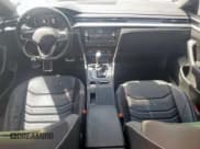 ✅ 2023 Volkswagen Arteon SEL R-Line • VIN: WVWAR7AN8PE016098 • Лот: 62030255. Опубликован ранее на Copart с пробегом 11 878 миль. Бесплатный доступ к архиву аукционных продаж из США и подробный отчёт об истории автомобиля на DreamBid. Изображение 8.