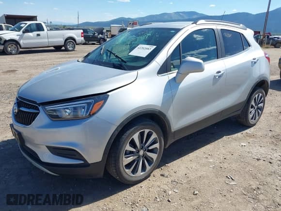 ✅ 2022 Buick Encore Preferred • VIN: KL4CJESM7NB560773 • Лот: 42202083. Опубликован ранее на IAAI с пробегом 57 430 миль. Бесплатный доступ к архиву аукционных продаж из США и подробный отчёт об истории автомобиля на DreamBid. Изображение 2.