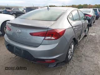 ✅ 2019 Hyundai Elantra SEL • VIN: KMHD84LFXKU770229 • Лот: 43495513. Опубликован ранее на IAAI с пробегом 97 612 миль. Бесплатный доступ к архиву аукционных продаж из США и подробный отчёт об истории автомобиля на DreamBid. Изображение 4.