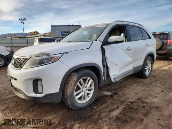 ✅ 2014 Kia Sorento LX • VIN: 5XYKTCA66EG523254 • Лот: 91449255. Опубликован ранее на Copart с пробегом 281 540 миль. Бесплатный доступ к архиву аукционных продаж из США и подробный отчёт об истории автомобиля на DreamBid. Изображение 1.