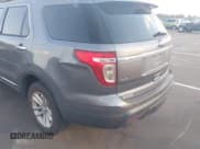 ✅ 2013 Ford Explorer XLT • VIN: 1FM5K7D88DGC69218 • Lot: 43303853. Wystawiony na IAAI z przebiegiem 188 762 mil. Bezpłatny archiwum sprzedaży aukcyjnych z USA i szczegółowy raport historii pojazdu na DreamBid. Zdjęcie 6.