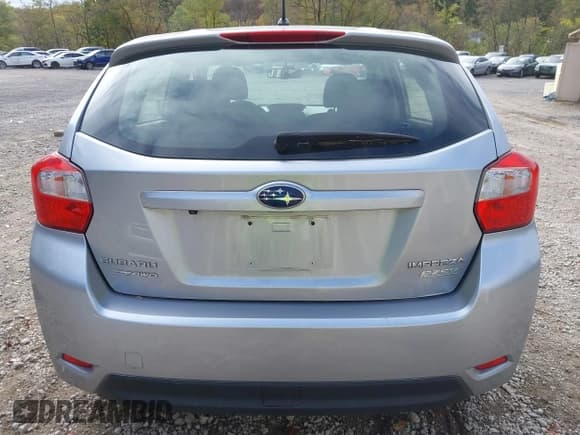 ✅ 2016 Subaru Impreza Premium • VIN: JF1GPAB64G8246620 • Lot: 43429375. Listed on IAAI with 77,998 mi. Free auction sales archive from the USA and detailed vehicle history report at DreamBid. Image 17.