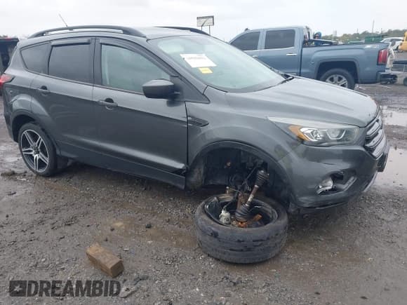 ✅ 2019 Ford Escape SEL • VIN: 1FMCU0HD2KUB75138 • Lot: 43522632. Wystawiony na IAAI z przebiegiem 138 281 mil. Bezpłatny archiwum sprzedaży aukcyjnych z USA i szczegółowy raport historii pojazdu na DreamBid. Zdjęcie 1.
