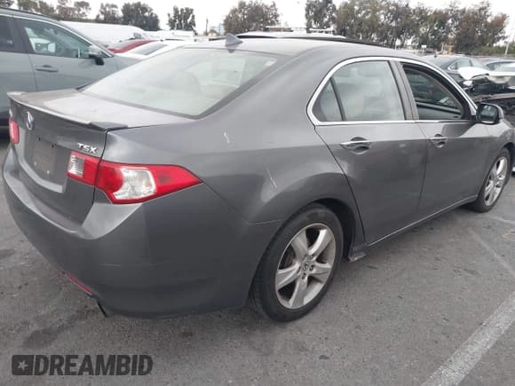 ✅ 2010 Acura TSX • VIN: JH4CU2F61AC043219 • Lot: 42272906. Listed on IAAI with 180,193 mi. Free auction sales archive from the USA and detailed vehicle history report at DreamBid. Image 4.