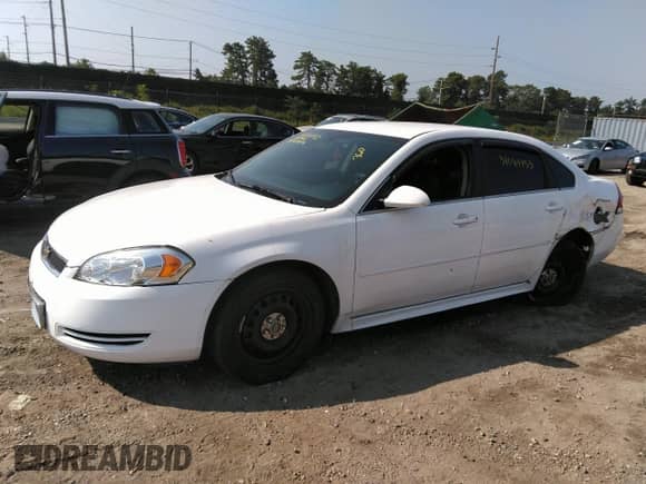 2013 Chevrolet Impala Police with VIN 2G1WD5E38D1119903, listed as a IAAI auction lot 31084153 with 92,562 mi miles and . Bid and sale history available at DreamBid. Image 2.