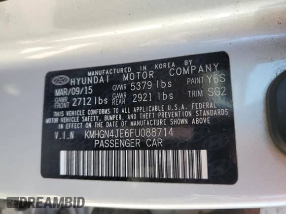 2015 Hyundai Genesis 3.8L with VIN KMHGN4JE6FU088714, listed as a Copart auction lot 82399455 with 201,373 mi miles and Salvage title. Bid and sale history available at DreamBid. Image 12.