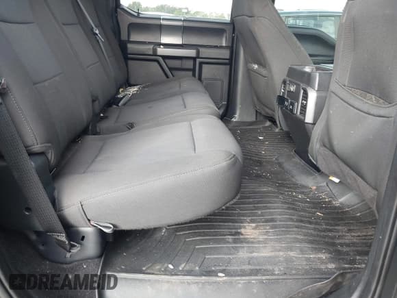 ✅ 2019 Ford F-150 XL • VIN: 1FTEW1E52KFC78932 • Lot: 43359109. Listed on IAAI with 90,421 mi. Free auction sales archive from the USA and detailed vehicle history report at DreamBid. Image 8.