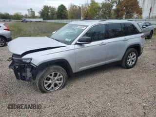 2022 Jeep Grand Cherokee Limited с VIN 1C4RJHBG5N8540871, выставлен на аукционе Copart как лот 85660395 с пробегом 35 321 миль миль и Списание • Salvage title. История ставок и продаж доступна на DreamBid. Изображение 1.