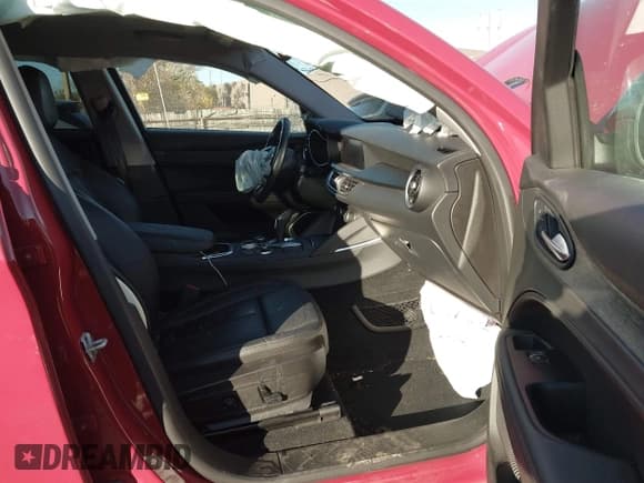 ✅ 2020 Alfa Romeo Stelvio Sport • VIN: ZASPAKAN8L7C87219 • Лот: 40842412. Опубликован ранее на IAAI с пробегом Не указан. Бесплатный доступ к архиву аукционных продаж из США и подробный отчёт об истории автомобиля на DreamBid. Изображение 5.